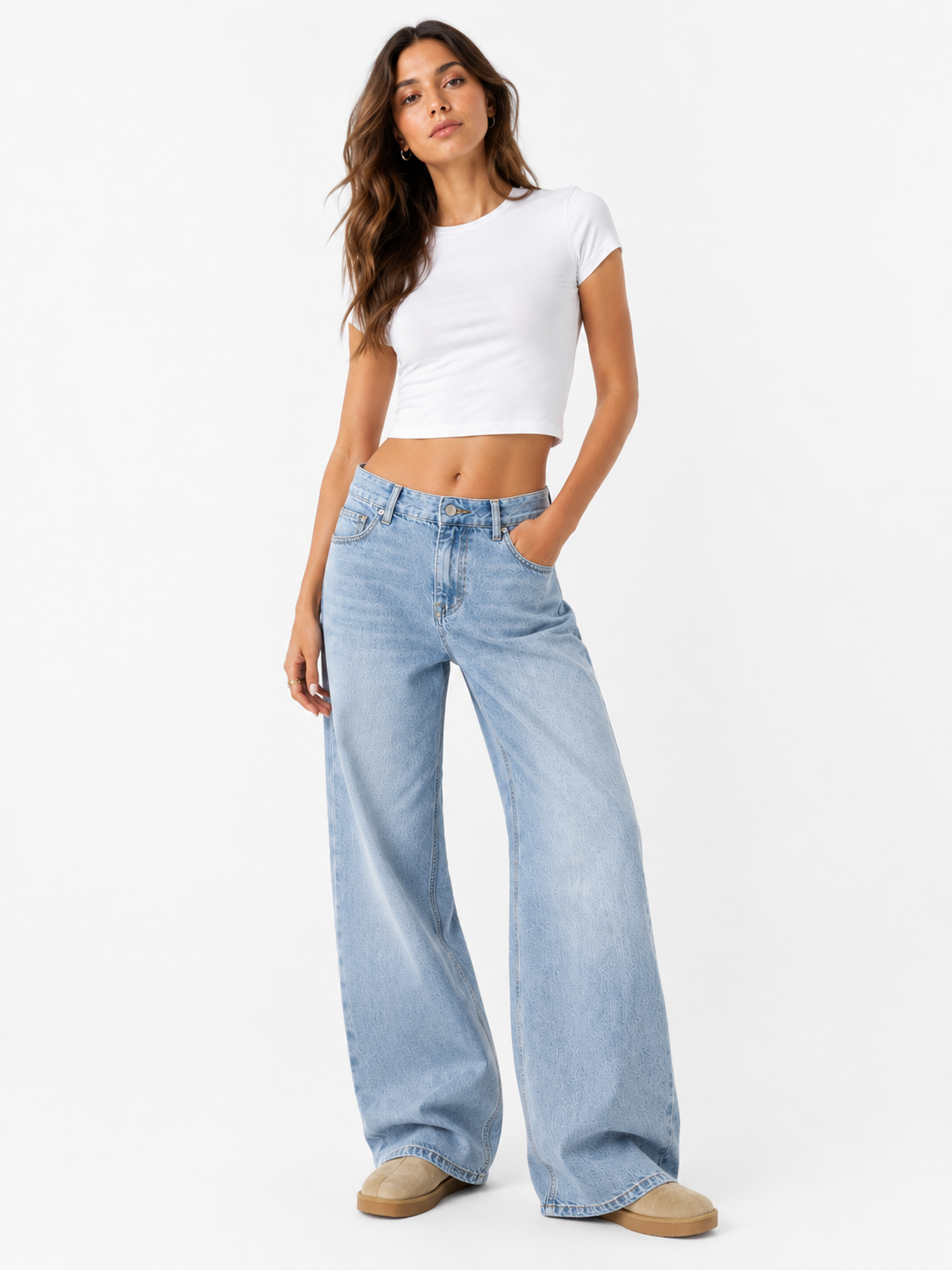 Relaxed Wide-Leg Jeans